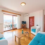 Amazing In With Kitchen Апартаменты
